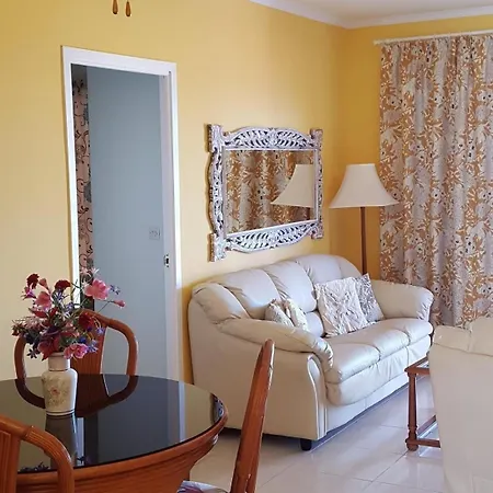 Villa 3-bedroom Bella With Own Pool *