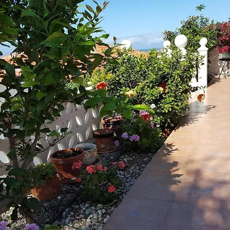 Villa 3-bedroom Bella With Own Pool *