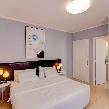 3-bedroom Bella With Own Pool *