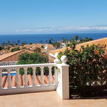 Villa 3-Bedroom Bella Villa With Own Pool Callao Salvaje