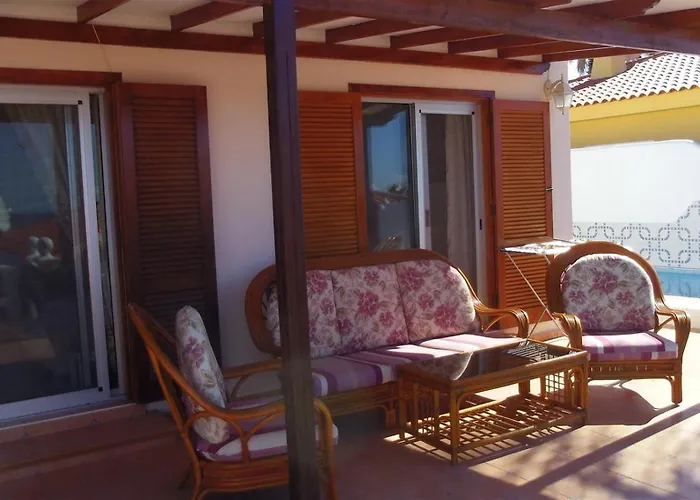 3-Bedroom Bella Villa With Own Pool Villa Callao Salvaje