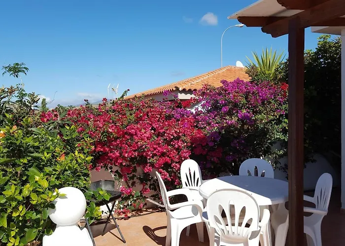 3-Bedroom Bella Villa With Own Pool * Callao Salvaje